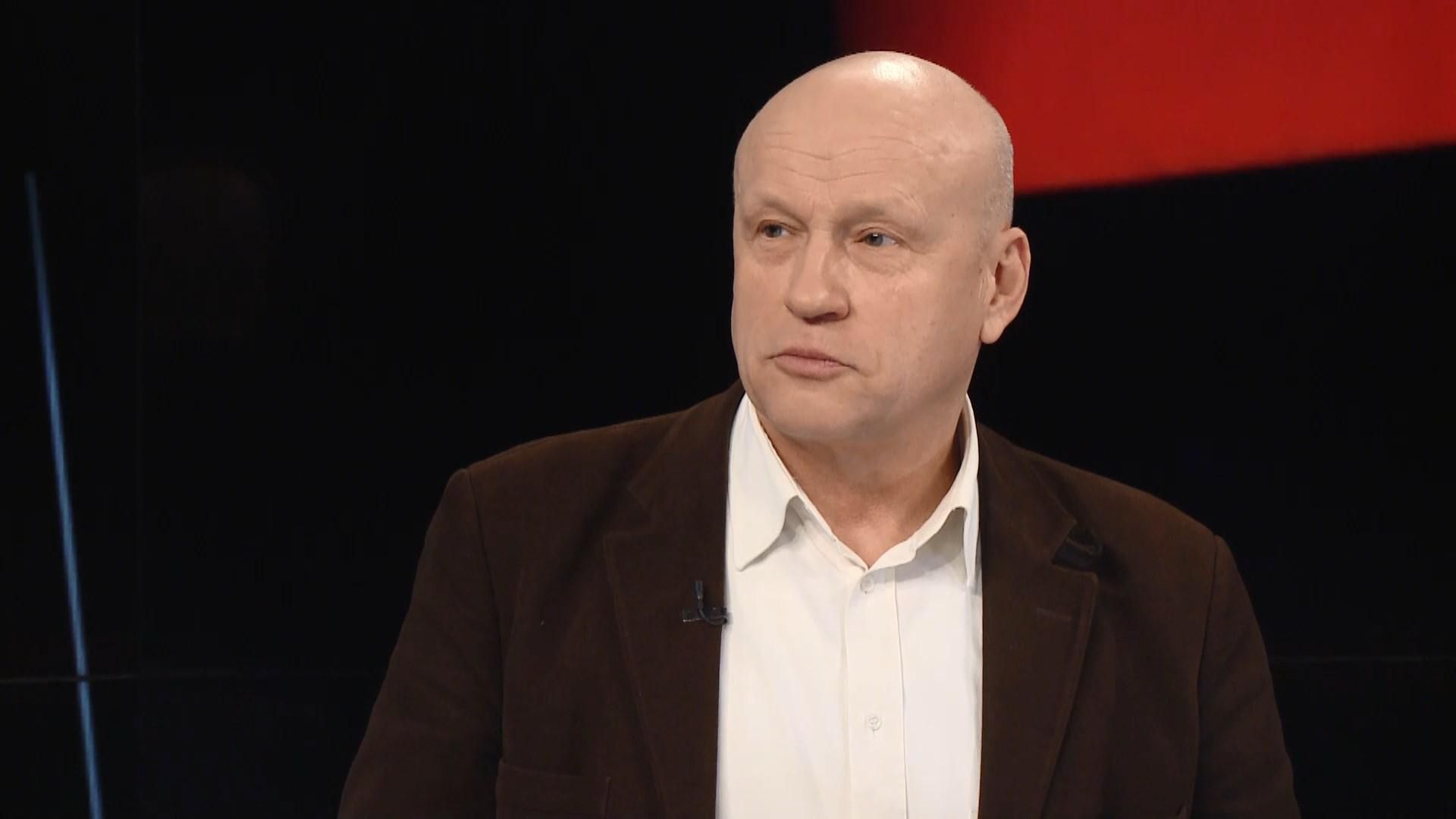 Ющенка у Давосі приймали стоячи, а Порошенка – ні, – колишній віце-прем'єр Рибачук Ющенка у Давосі приймали стоячи, а Порошенка – ні, – колишній віце-прем'єр Рибачук