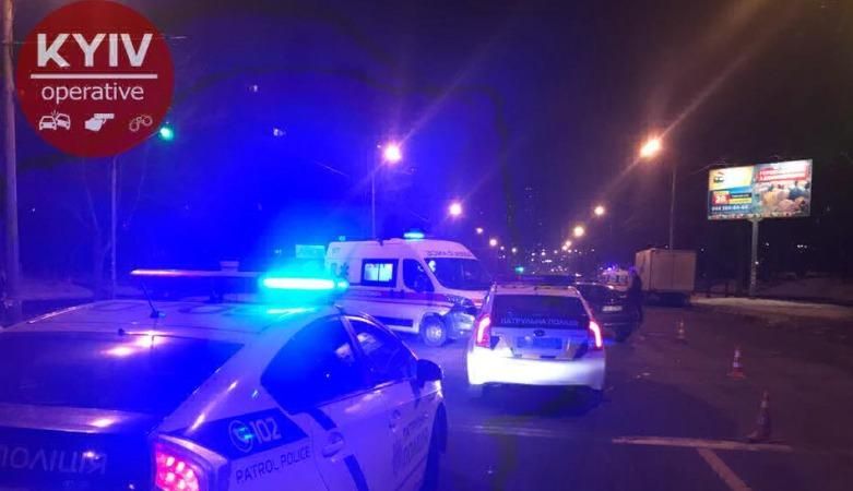 Лобове зіткнення у Києві: серед постраждалих – дитина Лобове зіткнення у Києві: серед постраждалих – дитина