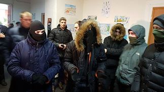 В Днепре националисты атаковали концерт от "Оппоблока" по случаю годовщины блокады Ленинграда