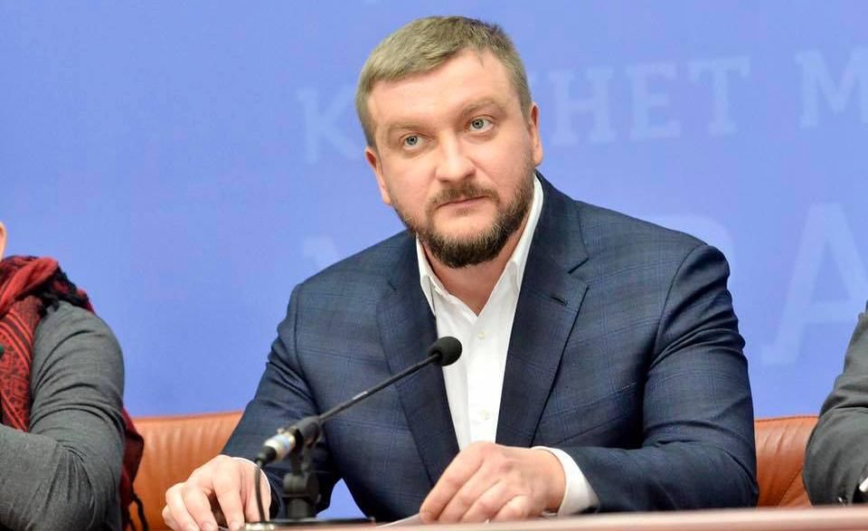 Останнє попередження Кремлю, – у Мін'юсті жорстко прокоментували "кремлівську доповідь" Останнє попередження Кремлю, – у Мін'юсті жорстко прокоментували "кремлівську доповідь"