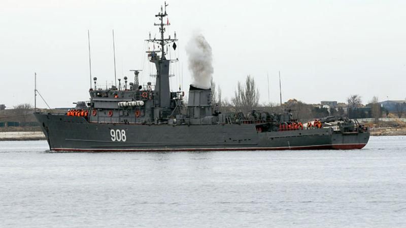 Реалістичні навчання: російські кораблі відкрили вогонь в окупованому Криму