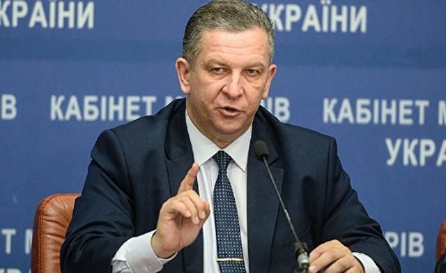 Звільнені українські заручники отримають грошову допомогу: Рева назвав суму Звільнені українські заручники отримають грошову допомогу: Рева назвав суму