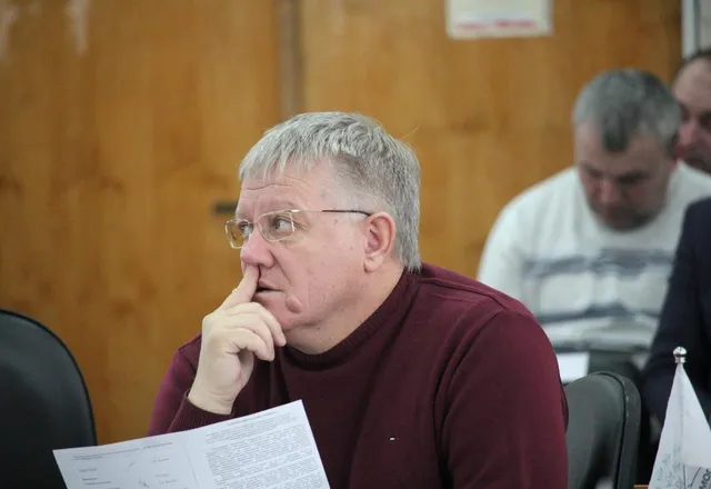 Внаслідок вибуху у Нікополі постраждав депутат міськради Олександр Рибаков Внаслідок вибуху у Нікополі постраждав депутат міськради Олександр Рибаков