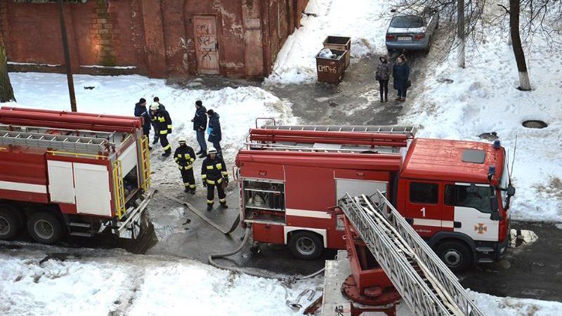 В Днепре горела больница: фото и видео пожара