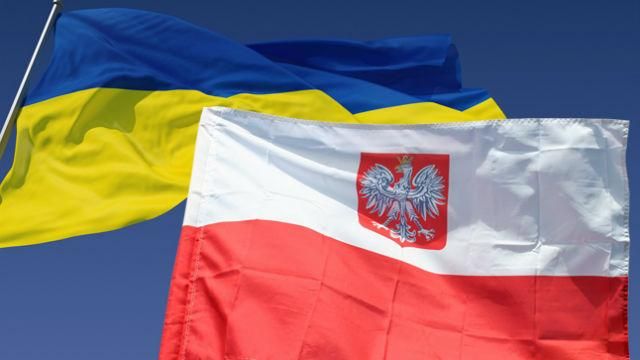Це приниження української нації, – українські нардепи обурені через "бандерівський" закон Це приниження української нації, – українські нардепи обурені через "бандерівський" закон
