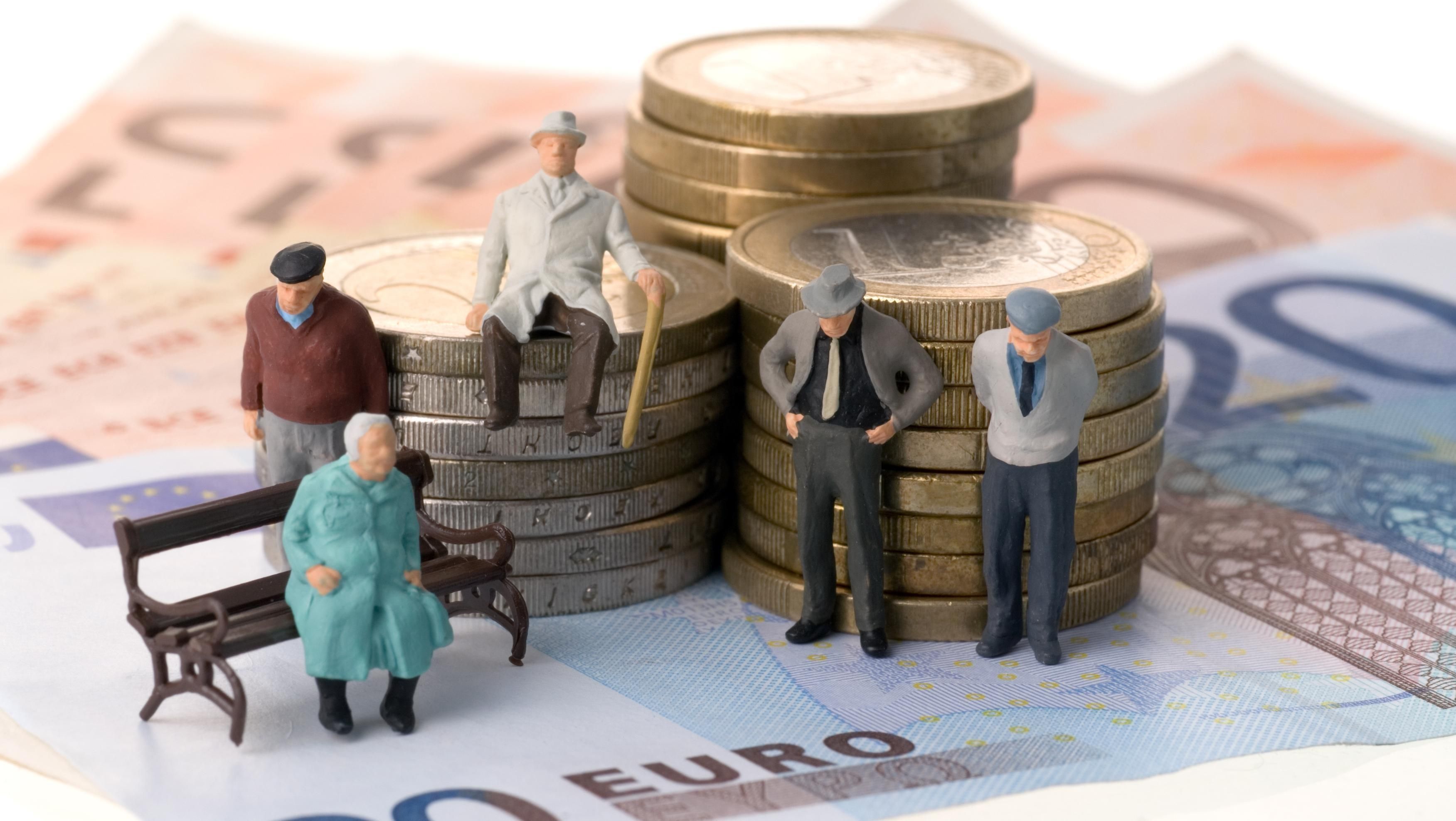 В следующем году в Украине существенно изменится система начисления пенсий
