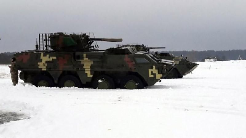 З'явилось відео з видовищних військових навчань у Харкові З'явилось відео з видовищних військових навчань у Харкові