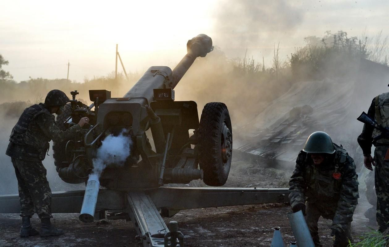 Боевики ударили по силам АТО из тяжелого вооружения: среди ВСУ есть раненые