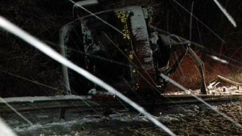 На Львівщині перекинувся автобус з футбольною командою На Львівщині перекинувся автобус з футбольною командою