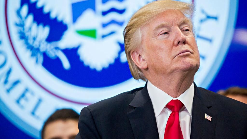 Трамп жорстко висловився щодо розслідування його зв'язків із Росією Трамп жорстко висловився щодо розслідування його зв'язків із Росією