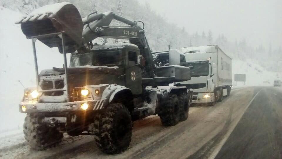 В Україні знеструмлено близько 400 міст і сіл В Україні знеструмлено близько 400 міст і сіл
