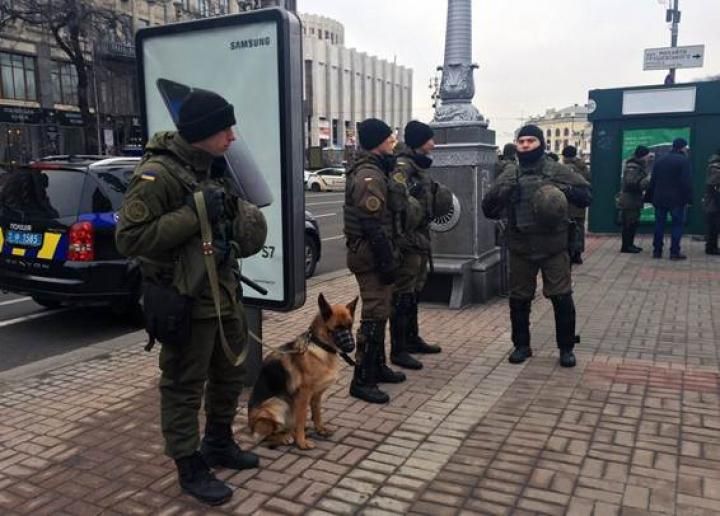 В центр Киева стянули 2 тысячи полицейских и нацгвардейцев