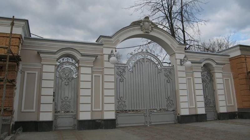 У поліції прокоментували акцію під маєтком Порошенка У поліції прокоментували акцію під маєтком Порошенка