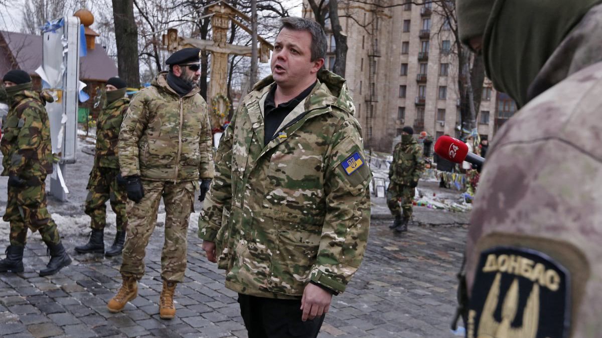 Нардепы проголосуют за отставку Порошенко, потому что Раду возьмут под контроль ветераны АТО, – Семенченко