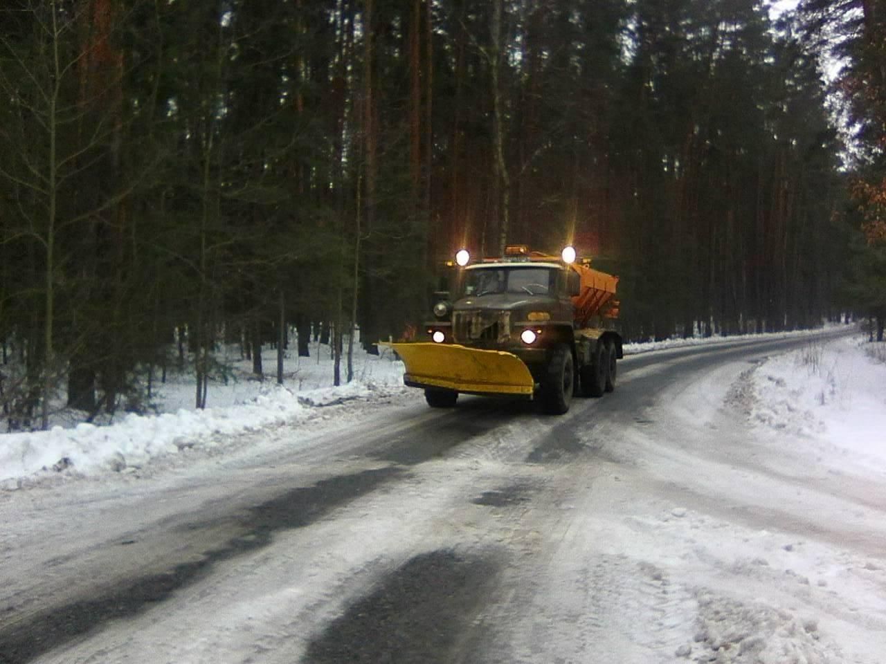 Негода в Україні: Автодор сповістив ситуацію на дорогах