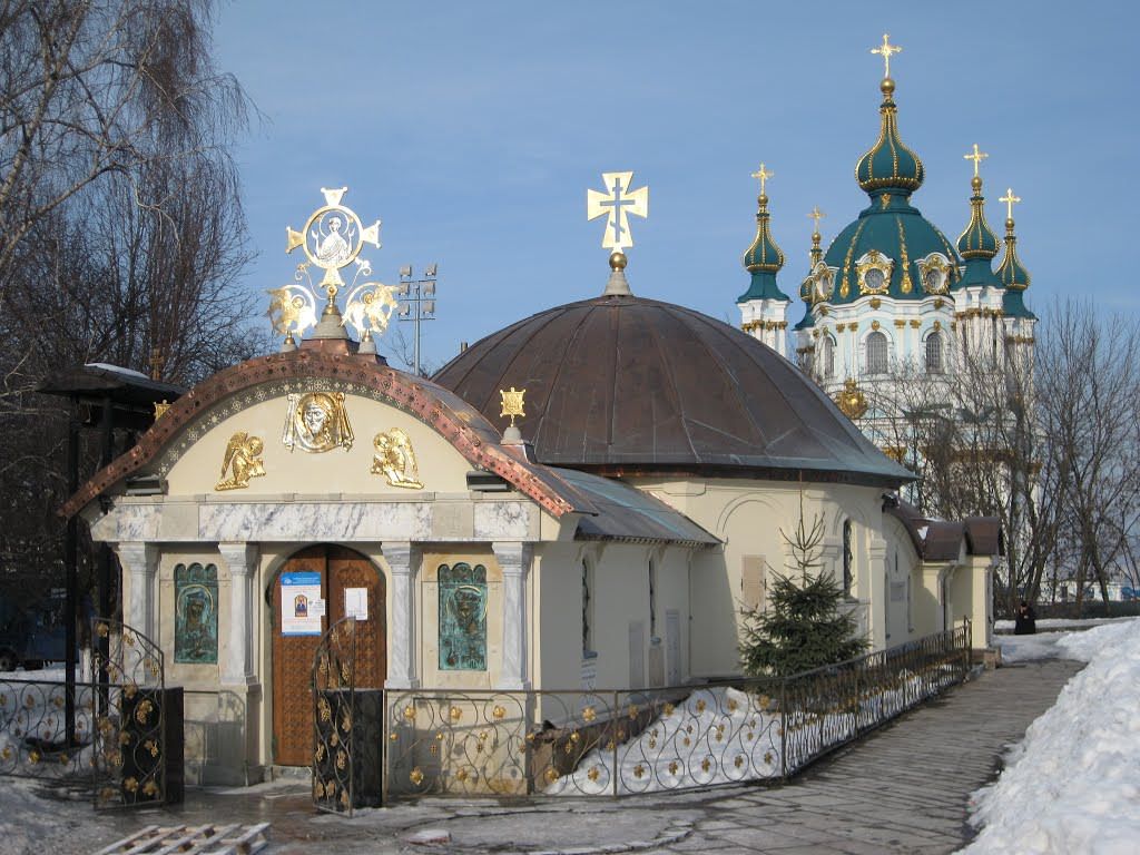 Мінкульт планує цивілізовано перенести каплицю УПЦ МП з території музею