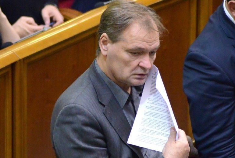 Прокуратура відкрила справу щодо нардепа Пономарьова, який відібрав у журналістів телефони Прокуратура відкрила справу щодо нардепа Пономарьова, який відібрав у журналістів телефони