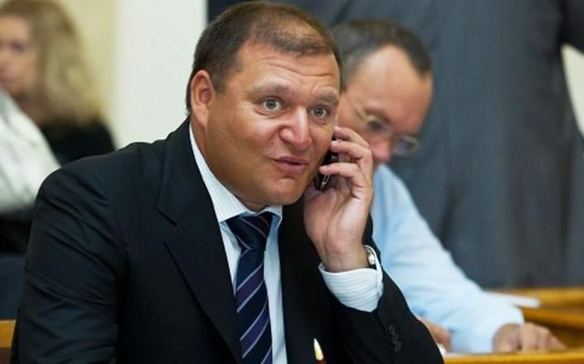 Добкин грубо обозвал Вятровича из-за декоммунизации памятника "Родина-мать" Добкин грубо обозвал Вятровича из-за декоммунизации памятника "Родина-мать"