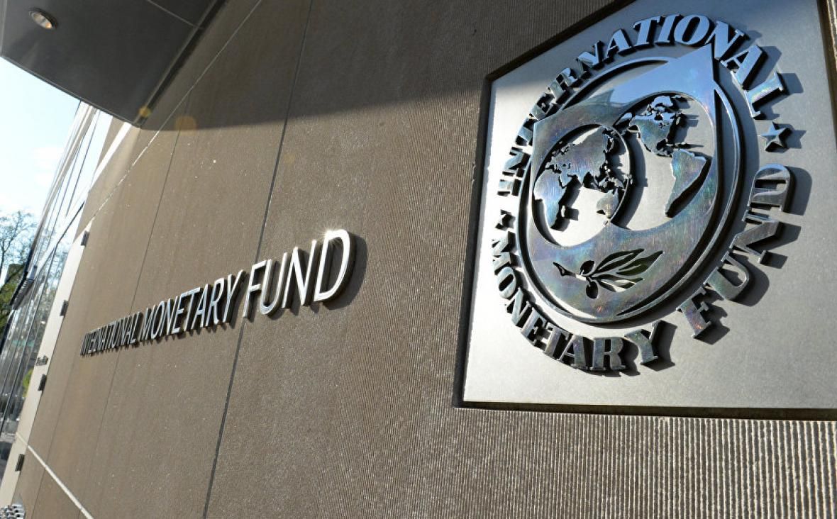 В МВФ назвали причину визита миссии фонда в Киев