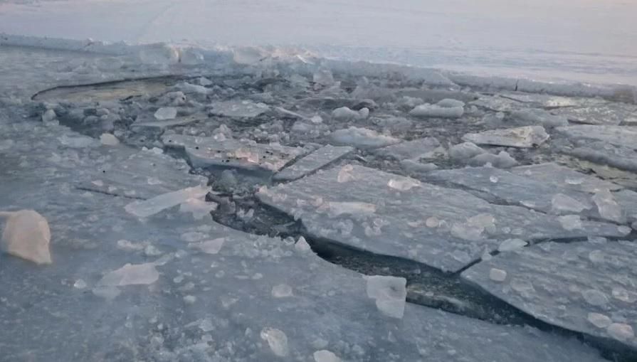 В Луцке нашли тело ребенка, который провалился под лед