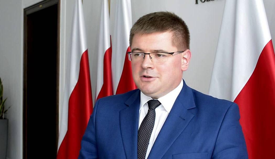 Автор "антибандеровского" закона рассказал о "зверствах" украинцев над поляками Автор "антибандеровского" закона рассказал о "зверствах" украинцев над поляками