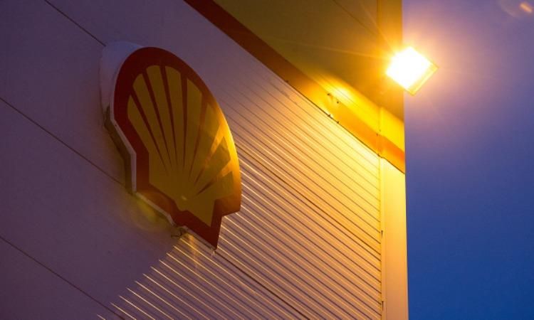 Санкції в дії: окупований Крим залишився без мастила Shell