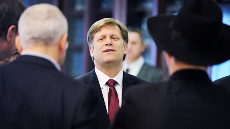 Екс-посол США в Росії пояснив, чому українці так реагують на дії Кремля Екс-посол США в Росії пояснив, чому українці так реагують на дії Кремля