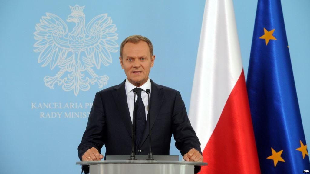 Туск: "ПіС" завдала найбільшої шкоди іміджу Польщі Туск: "ПіС" завдала найбільшої шкоди іміджу Польщі