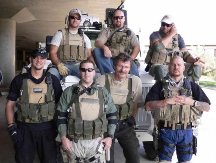 В Сирии ликвидировали около 100 нелегальных российских наемников В Сирии ликвидировали около 100 нелегальных российских наемников