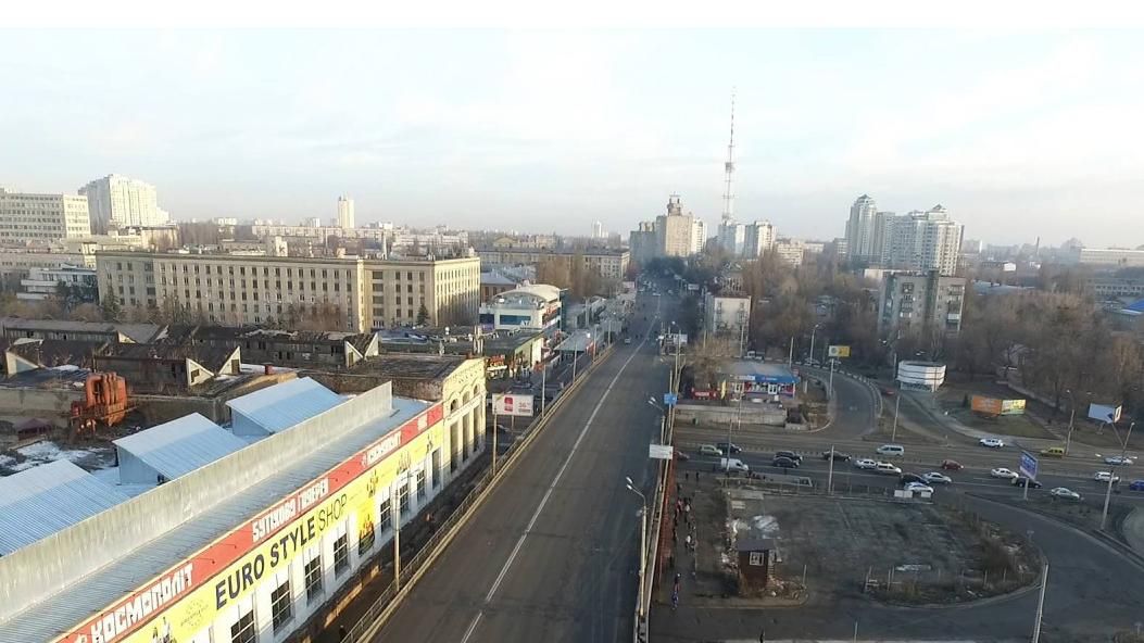 Багатостраждальний Шулявський міст у Києві вкотре подав тривожні сигнали 