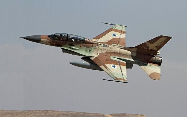 Сирийская противовоздушная оборона подбила израильский истребитель