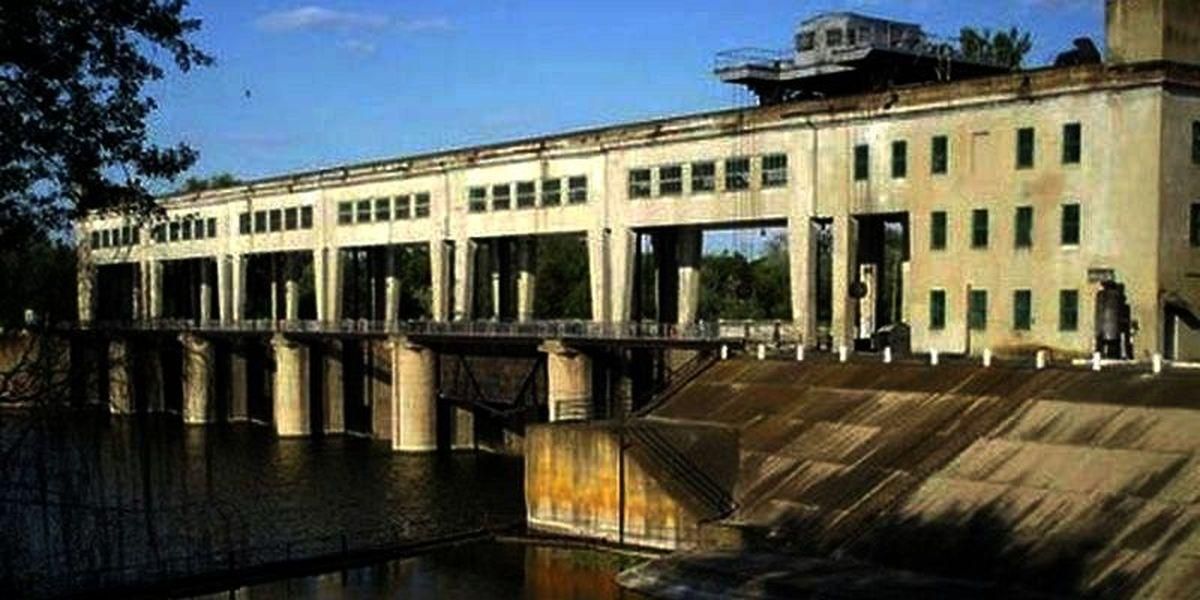 В Донецкой области боевики обстреляли фильтровальную станцию В Донецкой области боевики обстреляли фильтровальную станцию