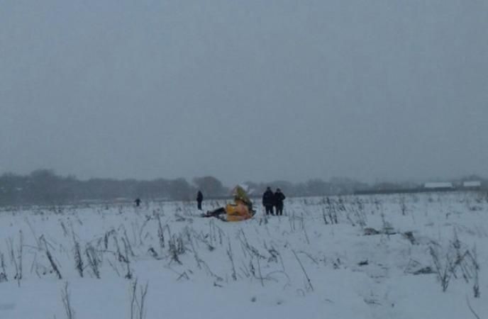 Ан-148 разбился возле Москвы: "Почта Россия" открещивается от вертолета