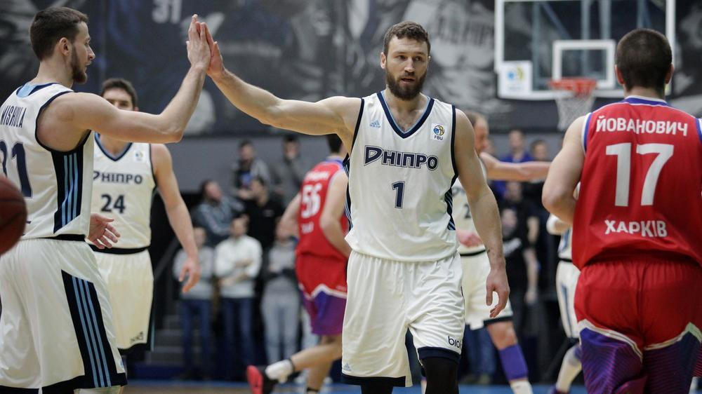 БК "Днепр" разгромил "Политехник" и набрал рекордные для себя 108 очков: фото и видео