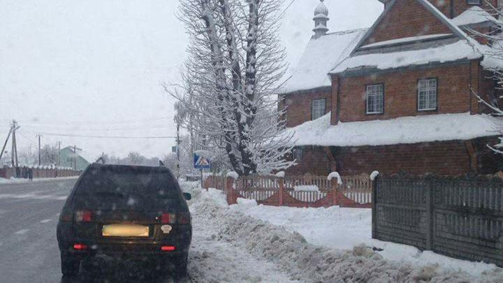 "Бо приймав Святе Причастя": патрульні зупинили нетверезого водія-священика 