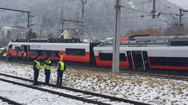 Зіткнення потягів в Австрії Зіткнення потягів в Австрії