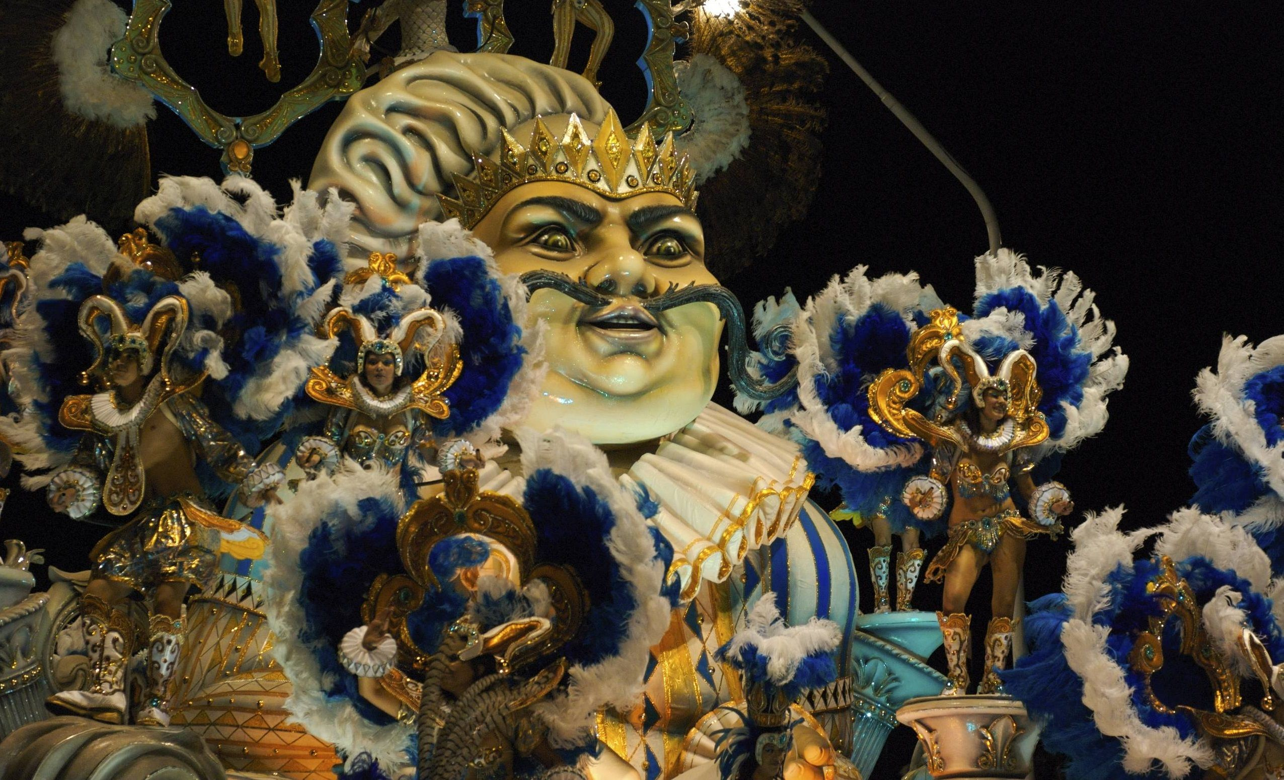 Невідомий обстріляв людний карнавал, є загиблі