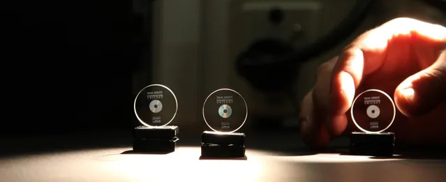 Ілон Маск заховав на Tesla Roadster секретний вантаж Ілон Маск заховав на Tesla Roadster секретний вантаж