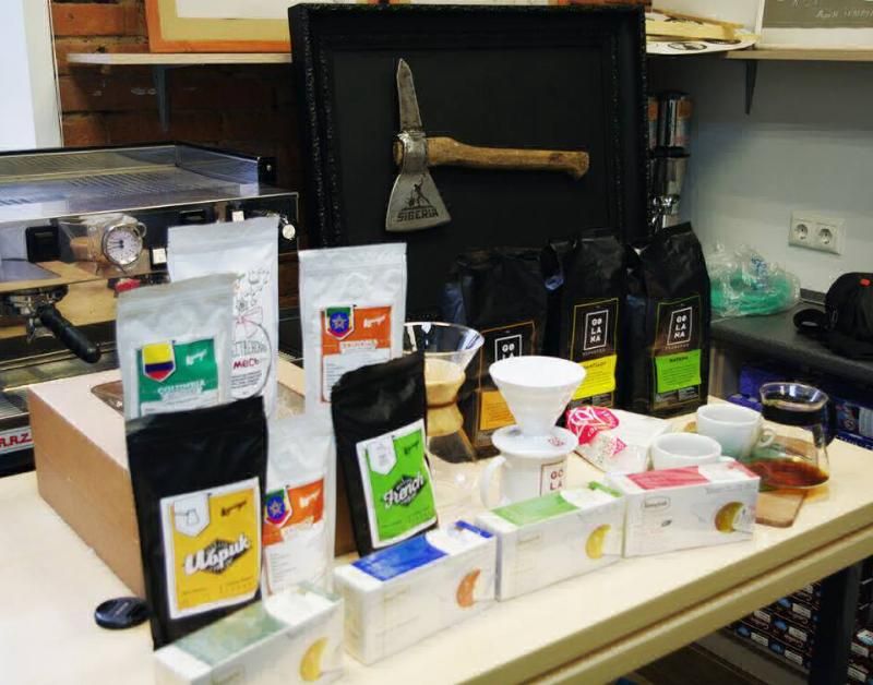 Российский художник обменивает свои работы на запрещенные в РФ продукты