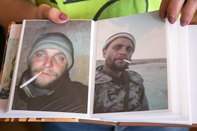 "Як свиней, відправили на забій": дружина загиблого в Сирії найманця "Вагнера" "Як свиней, відправили на забій": дружина загиблого в Сирії найманця "Вагнера"