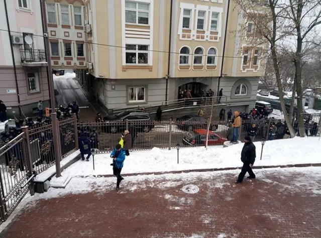 Під стінами Солом'янського райсуду Києва відбулась стрілянина