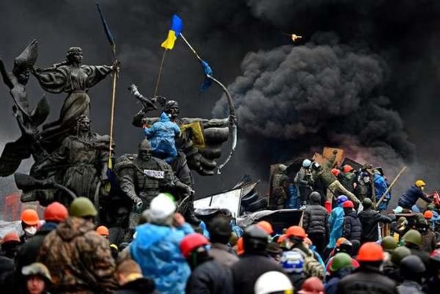 Расстрелы на Майдане: журналист опроверг слухи о количестве погибших и сожжениях в крематориях Расстрелы на Майдане: журналист опроверг слухи о количестве погибших и сожжениях в крематориях