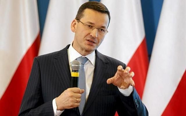 Прем'єр Польщі потрапив у незручну ситуацію через "антибандерівський" закон