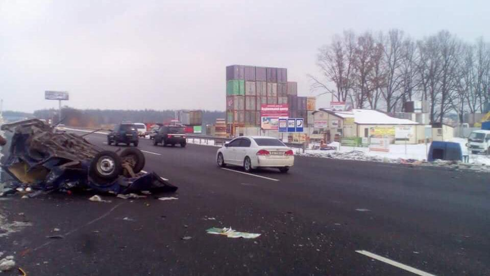 Смертельное ДТП со школьниками под Киевом: появились детали