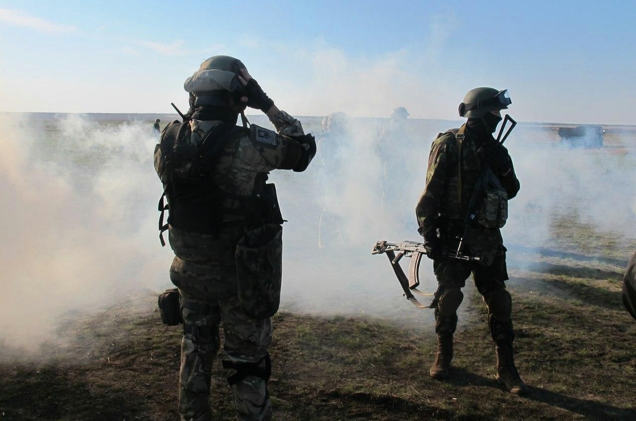 Доба в АТО: бойовики 12 разів обстріляли ЗСУ, поранено українського захисника 