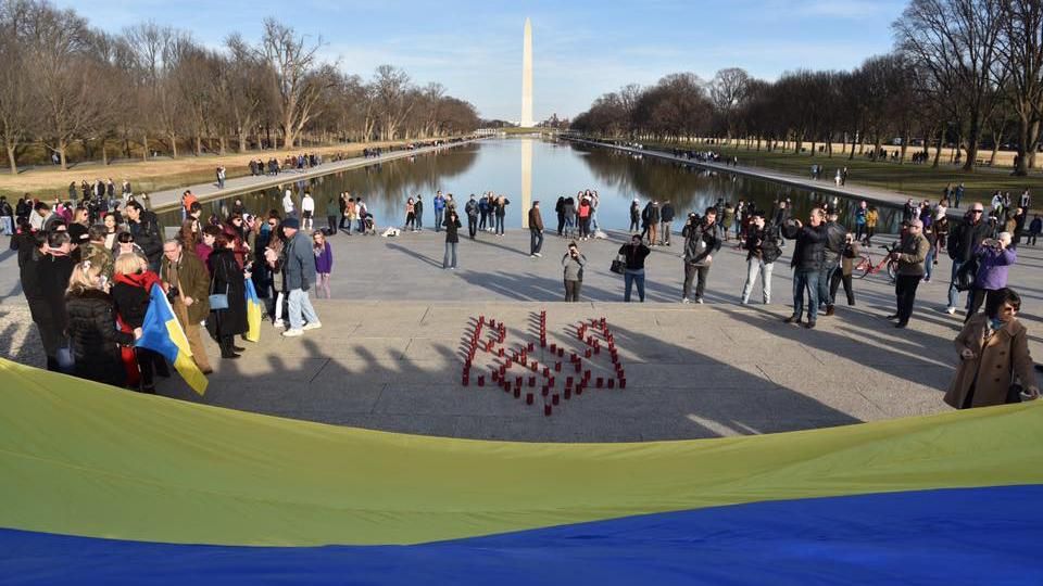 В США почтили память Героев Небесной сотни: фото