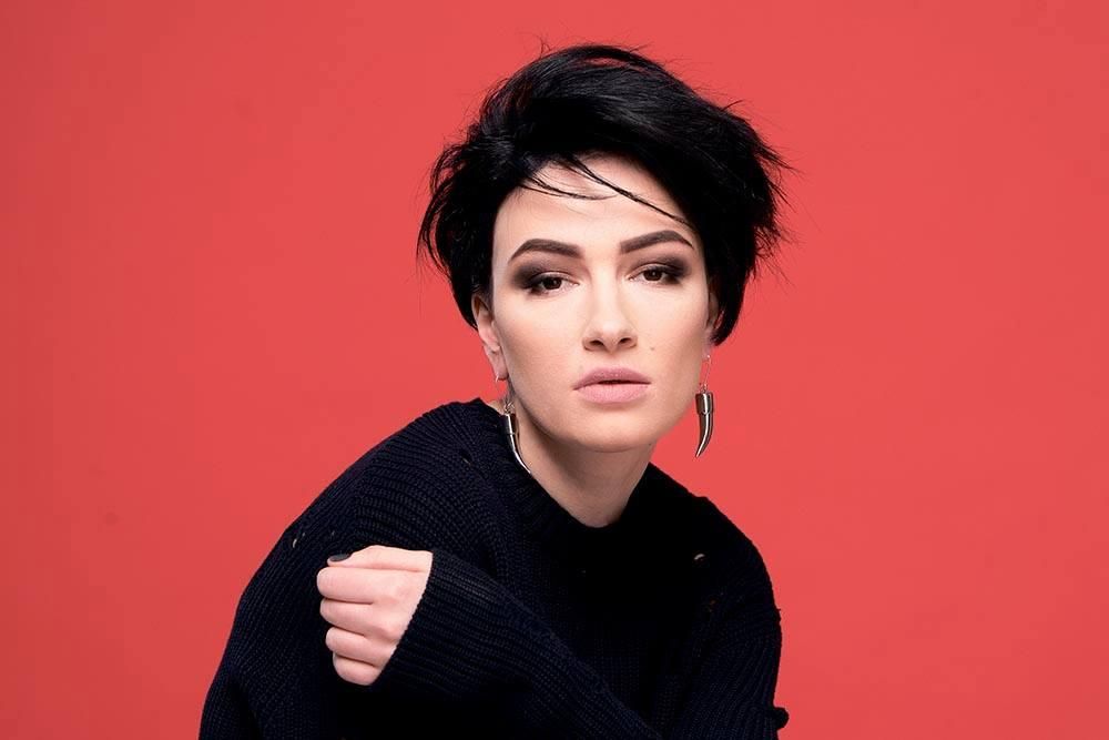 Скандал с участием Приходько в рекламе Порошенко: певица подаст в суд Скандал с участием Приходько в рекламе Порошенко: певица подаст в суд