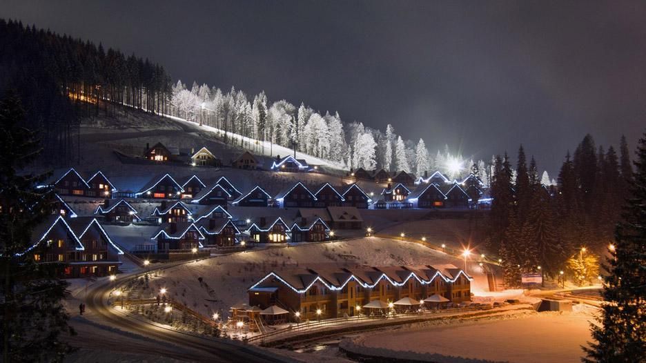 Литовці відсвяткували у Буковелі 100 років незалежності своєї держави Литовці відсвяткували у Буковелі 100 років незалежності своєї держави