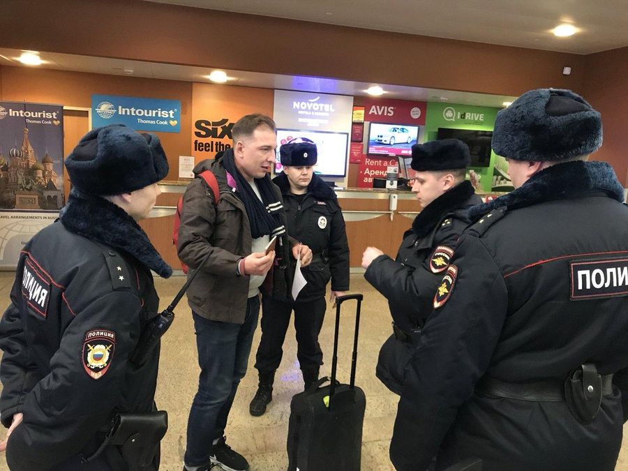 У Москві затримали директора Фонду боротьби з корупцією, заснованого Навальним У Москві затримали директора Фонду боротьби з корупцією, заснованого Навальним