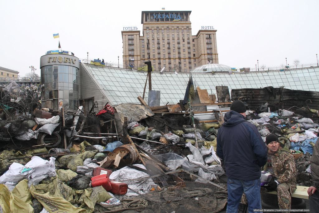 У Києві з будівель дістають кулі часів Євромайдану